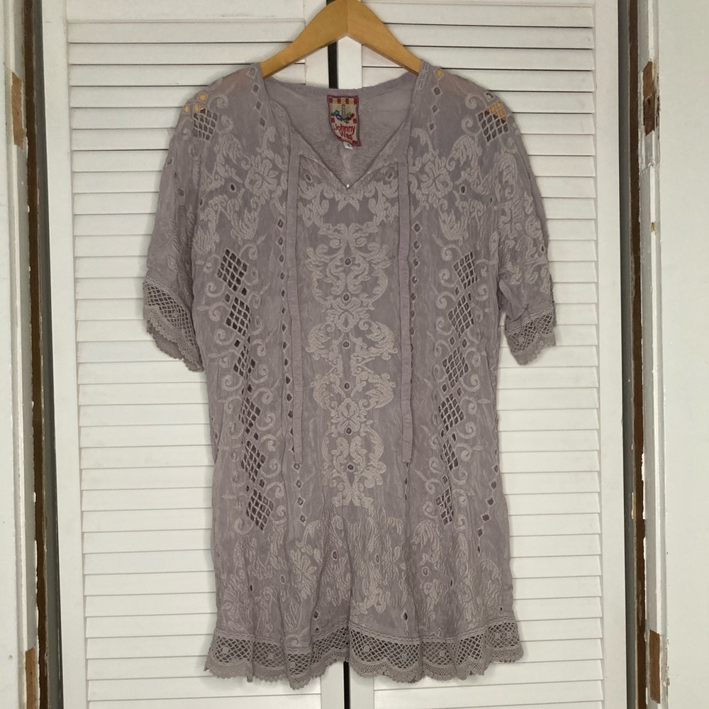 Johnny Was Light Purple Lace Top Size Small